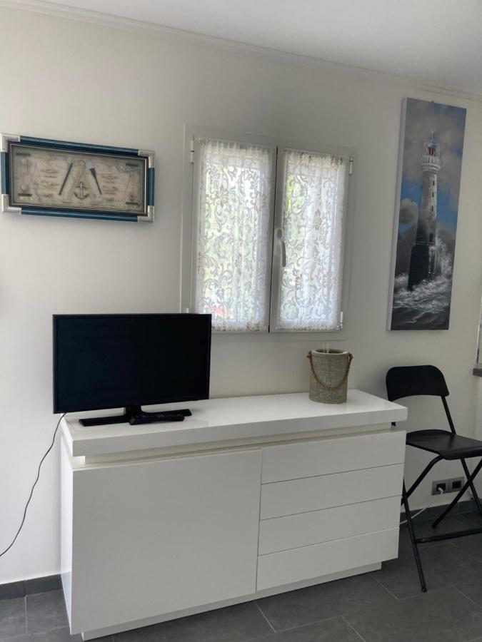 Studio Villa La Cigale Avec Grande Terrasse Menton Bagian luar foto